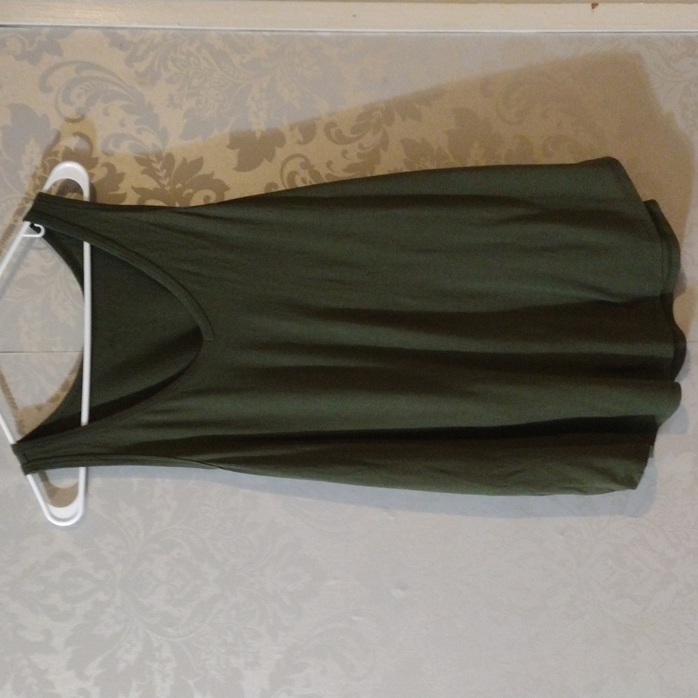 a.n.a tank top L